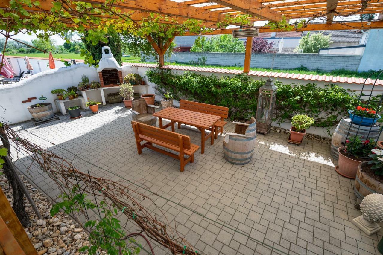Sekt & Wein - Walter Klein Illmitz Exterior foto